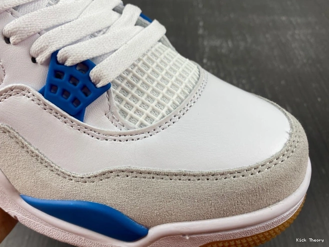 Kick Theory DR5415-104 Retro SB Jordan 4 0702